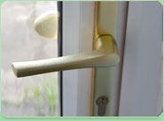 Droitwich lock installations